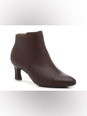 Eurosoft‎ Violet Bootie Size 9 Dark Brown New